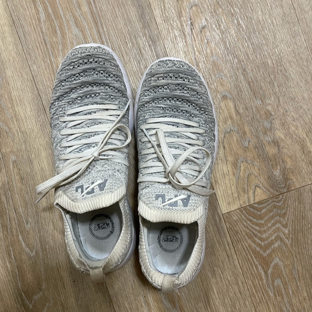 APL Sneakers
